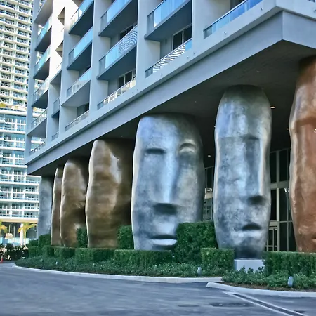 Nuovo Miami Apartments At Icon Brickell